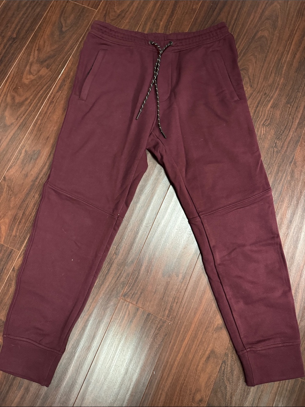 American Eagle Men’s Joggers - Black & Burgundy - Picture 2 of 7